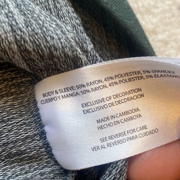 Orvis pullover sweatshirt army green with black sleeves size XL in EUC - Picture 6 of 7